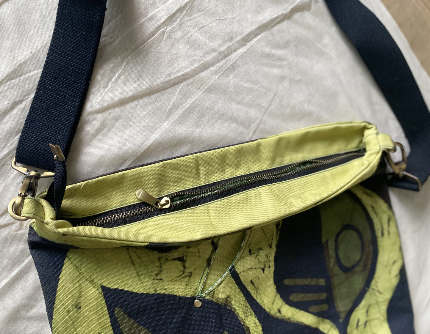 Hara Patta tote